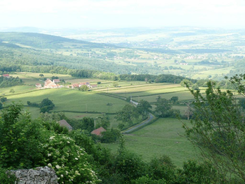 Bed and Breakfast Le Trot'In Chair Martigny-le-Comte Экстерьер фото